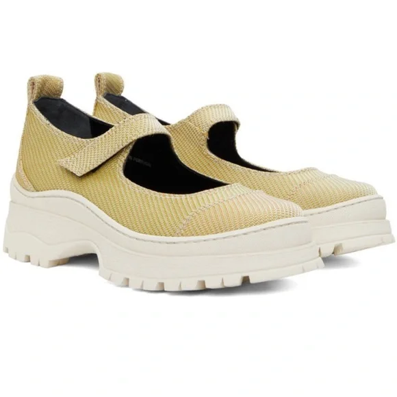 Nicole Saldana Nadia Mary Janes 38 - Picture 1 of 14